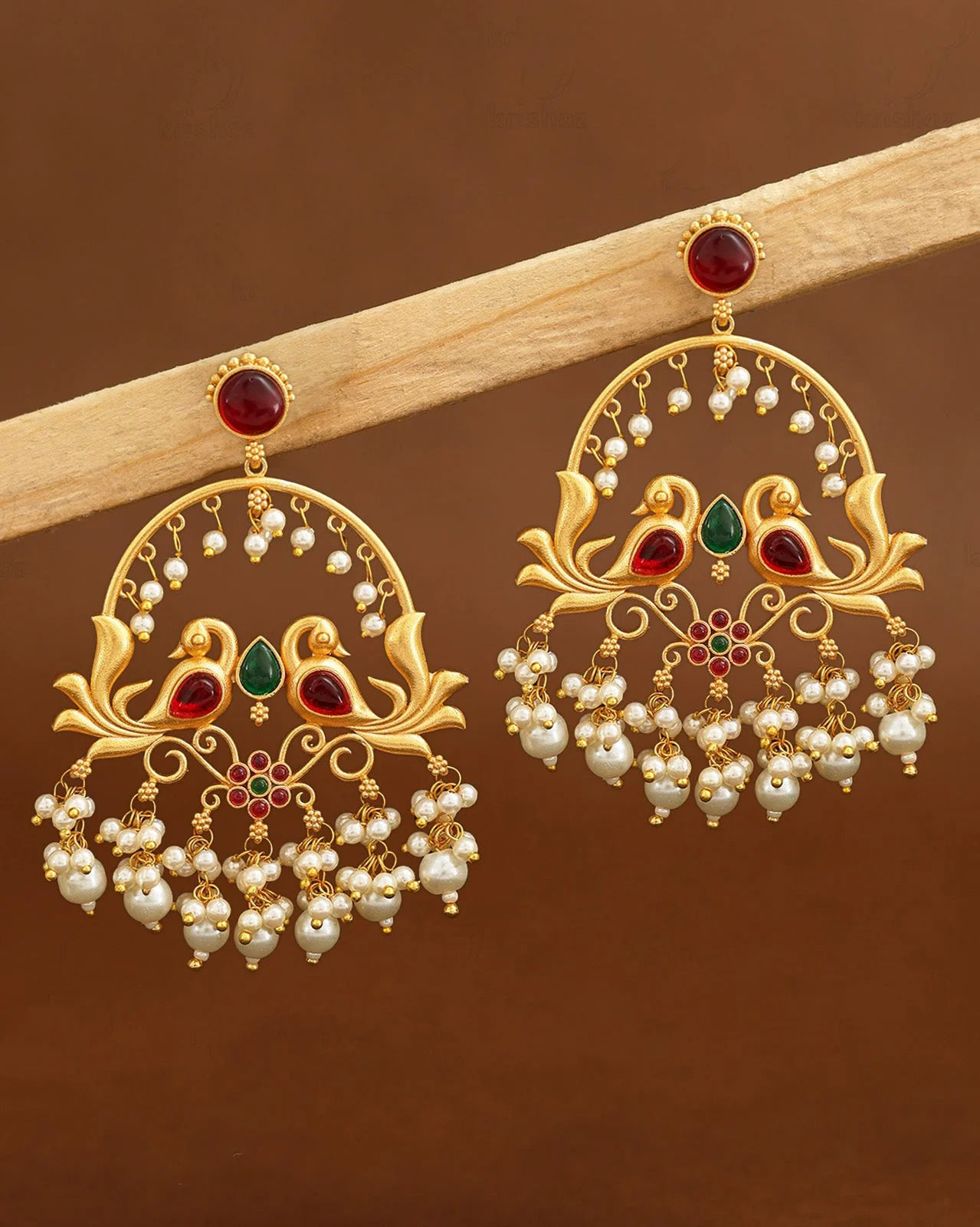 Brass jewellery — Yours state